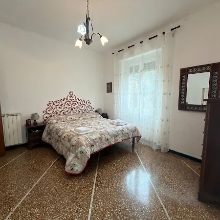 Gaslini Host With Garden Apartment *